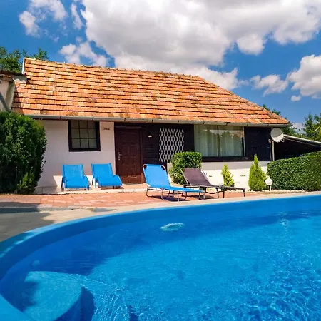 Elena Holiday home Sarmellek